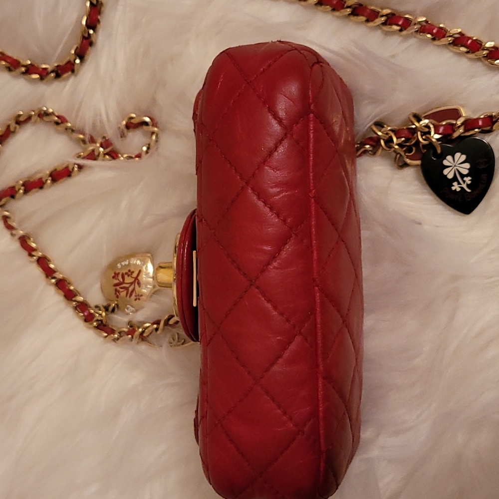 ๐SOLD Bonne Chanel Mini Bag - Picture 5 of 11